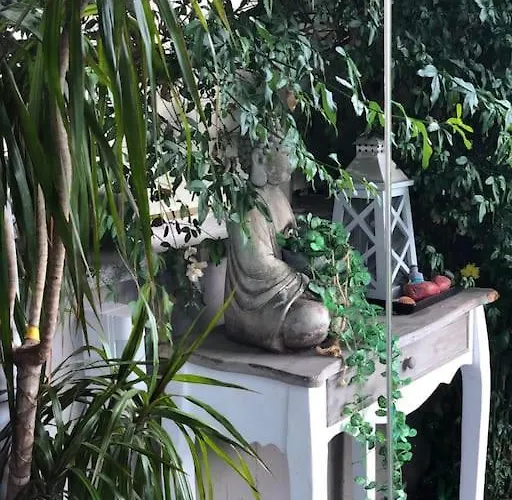 Acomodação com café da manhã  Favoloso Con Giardino